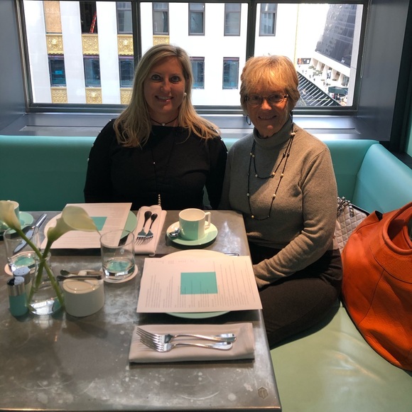 Meet your Posher, Cici - Picture 4 of 6